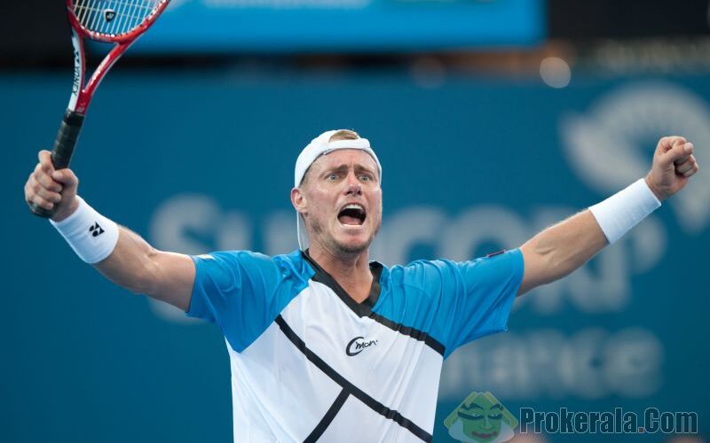 brisbane-jan-4-2014-xinhua-ians-lleyton-hewitt-of-140972.jpg