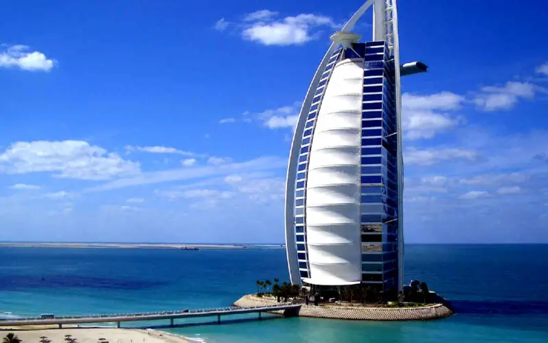 dubai_hotel_2.jpg