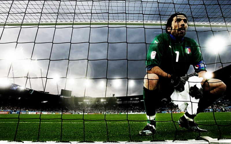 gianluigi_buffon_wallpaper_by_demonxnero-d6q2xxm-1432057137