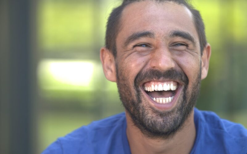 video-baghdatis-estala-os-ossos