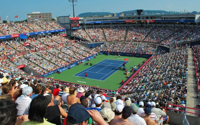 1024px-Rogers_Cup_Semifinal_2009_-_3