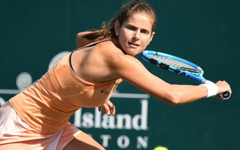 Julia Goerges