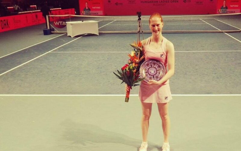 Alison Van Uytvanck