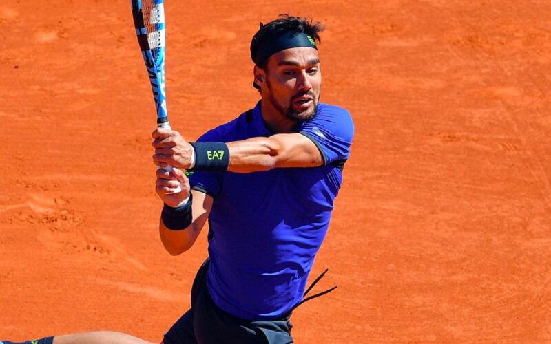 Fabio Fognini in azione a Montecarlo 2019
