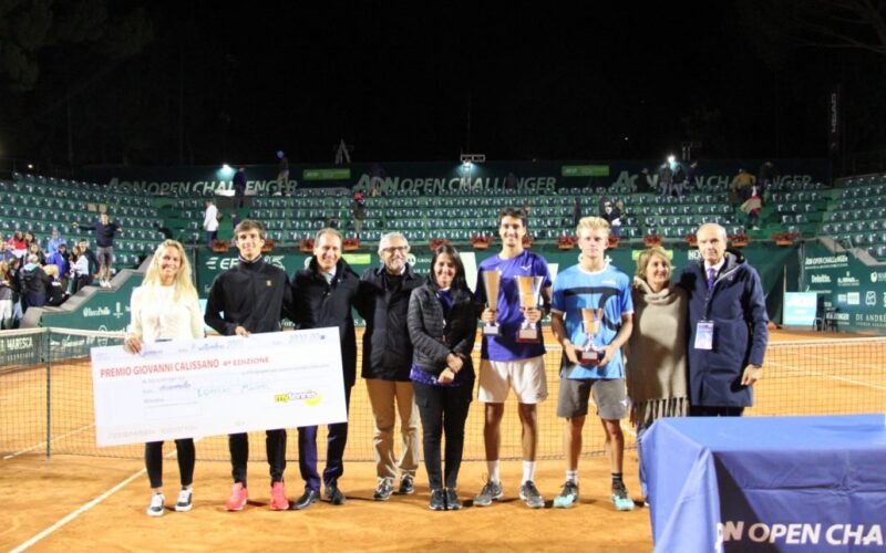 Tutti i premiati dell'edizione 2019. Da sinistra: Lorenzo Musetti (Premio Calissano), Lorenzo Sonego (vincitore) e Alejandro Davidovich Fokina (finalista).