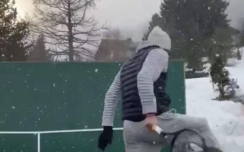 federer-sotto-la-neve