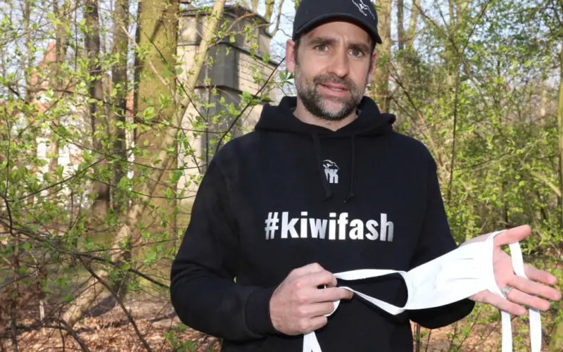Nicolas Kiefer con la sua mascherina #kiwifash