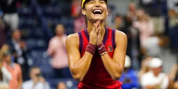 Us Open, trionfa Emma Raducanu e scrive la storia