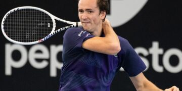 Primo turno ricco di sorprese ad Adelaide: debuttano alla grande Djokovic e Sinner. Eliminati Rublev, Auger Aliassime e Rune!!