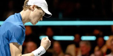 Sinner batte Griekspoor e vola in finale a Rotterdam