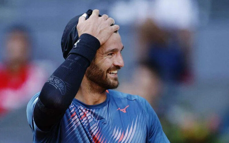 2023-04-27T171212Z1307708413UP1EJ4R1BSA4ERTRMADP3TENNIS-MADRID