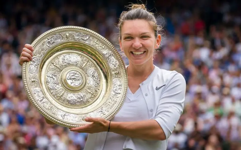 230428113621-03-simona-halep-tennis