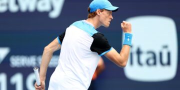 Sinner domina Medvedev e approda alla finale di Miami