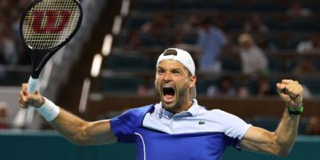 Partita-opera d’arte di Dimitrov a Miami. Elimina Alcaraz, va in semifinale e fa un favore a Sinner