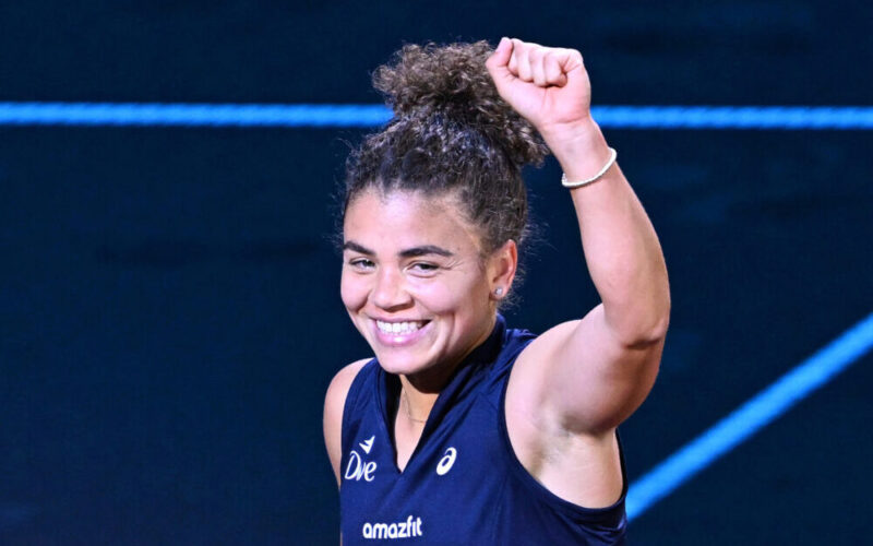 Italy's Jasmine Paolini celebrates after winning her match against Germany's Jule Niemeier in Stuttgart, Germany, Thursday, April 17, 2025. (Bernd Weisbrod/dpa via AP) 


Associated Press / LaPresse
Only italy and Spain