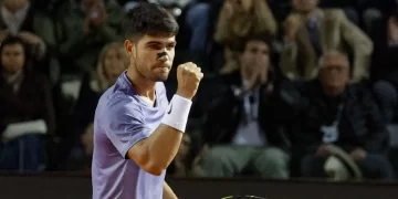 Alcaraz soffre ma vince: battuto Djere e ottavi raggiunti a Roma: “Ogni partita diventa sempre più dura”