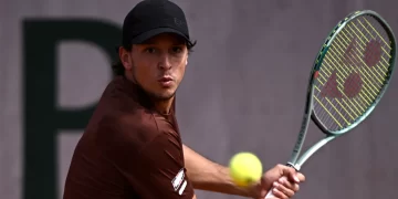 Korda spegne i sogni di Darderi: il suo Roland Garros finisce al primo turno