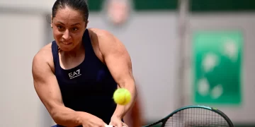 Roland Garros, Elisabetta Cocciaretto cede ad Alexandrova: match senza storia per l’azzurra