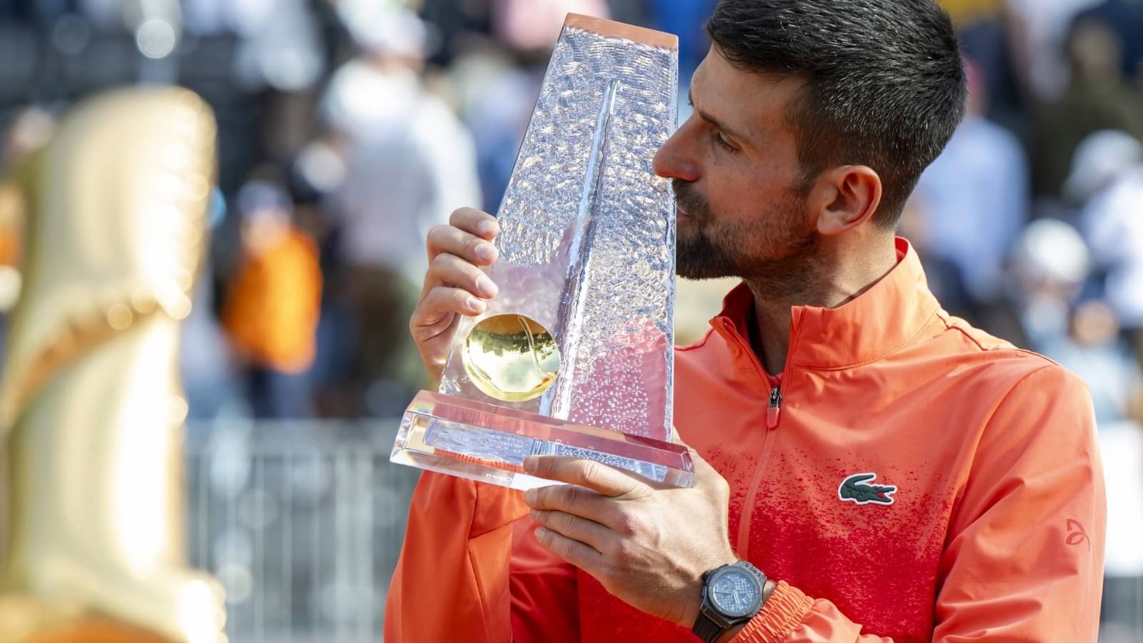 novak-djokovic-with-the-geneva-open-trophy-1748113171917-16_9[1]