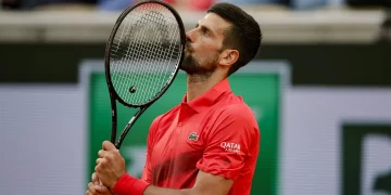 Djokovic tra un giro in bici all’Arco di Trionfo e la finale di Champions League
