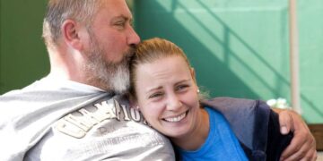 Jelena Dokic: il dolore oltre la violenza, il difficile addio al padre Damir