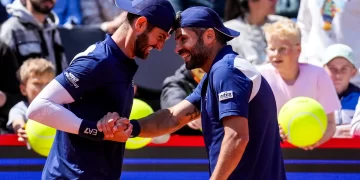 Verso il sogno parigino: Bolelli e Vavassori volano agli ottavi del Roland Garros