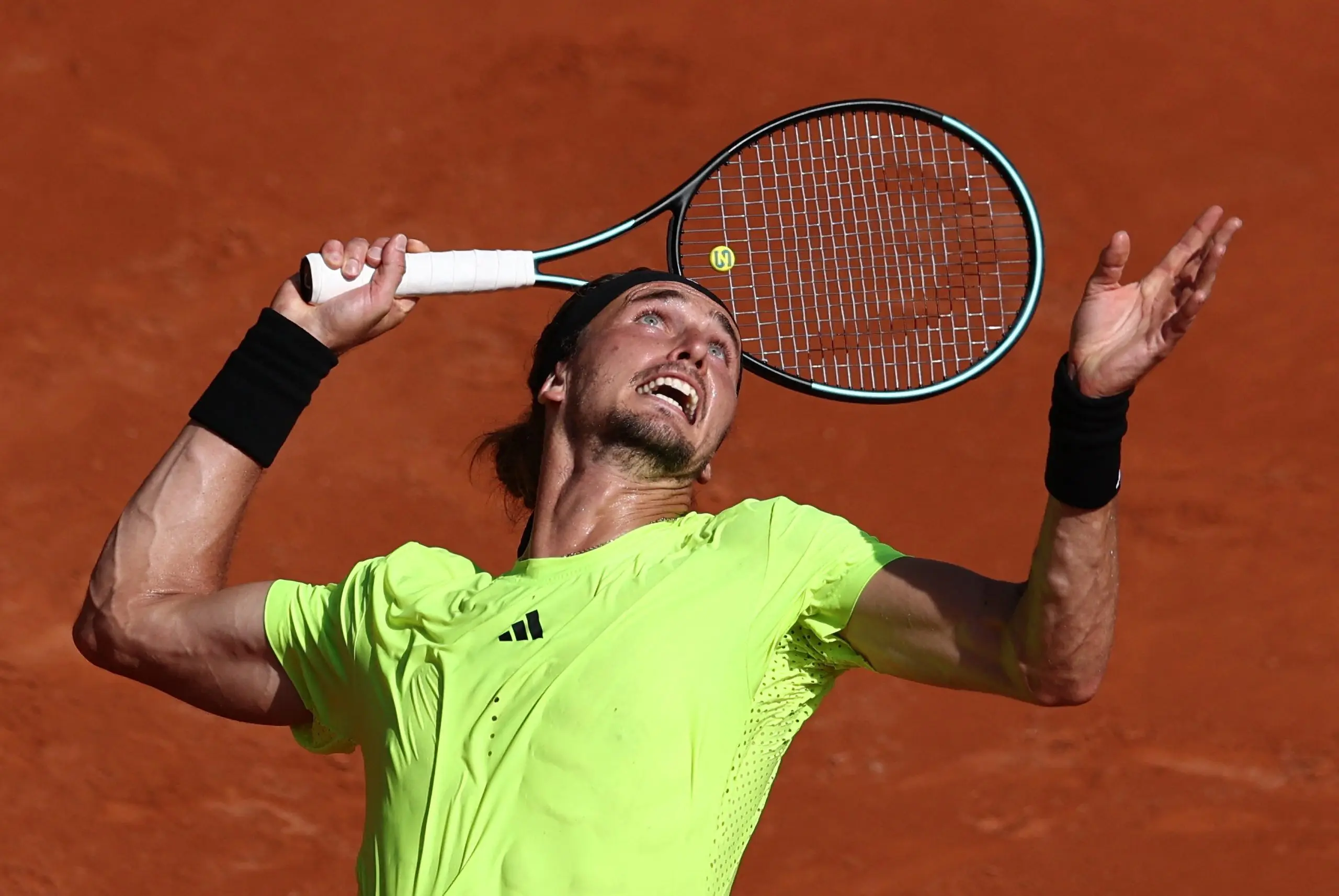 2025-05-31T141639Z_1970859076_UP1EL5V13NQNY_RTRMADP_3_TENNIS-FRENCHOPEN-scaled.jpg[1]