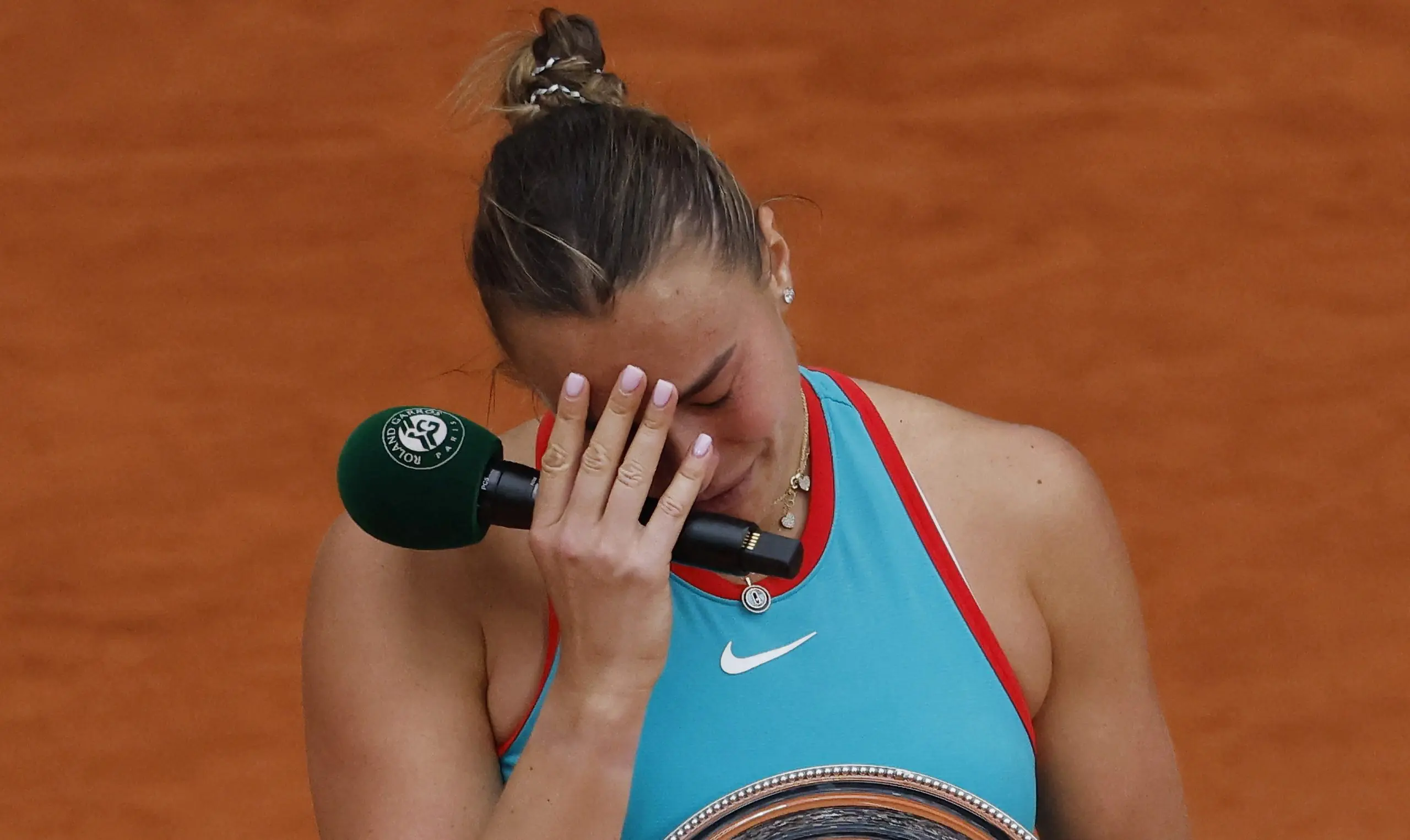 2025-06-07T162551Z_1226657320_UP1EL6719MYDS_RTRMADP_3_TENNIS-FRENCHOPEN-scaled.jpg[1]