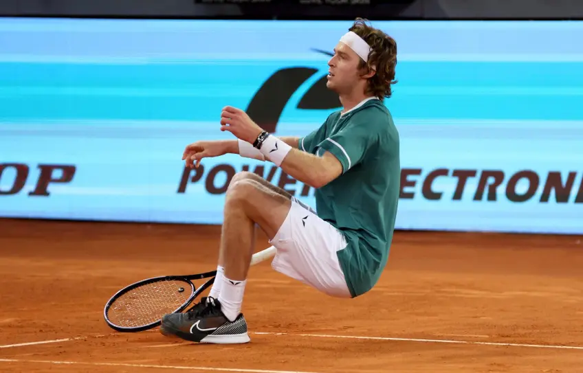andrey-rublev-rivela-ho-passato-due-giorni-in-ospedale-dopo-madrid-[1]