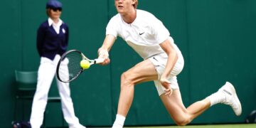 Jannik Sinner punta Wimbledon: il sogno sull’erba e la sfida infinita con Alcaraz