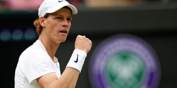 Sinner guida un’Italia da record nel ranking ATP: sei azzurri nella Top 50, Darderi e Cobolli in ascesa