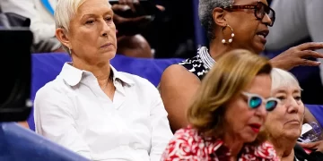 US Open, la finale tra Sinner e Alcaraz segnata dalla presenza di Trump: fischi, ritardi e polemiche